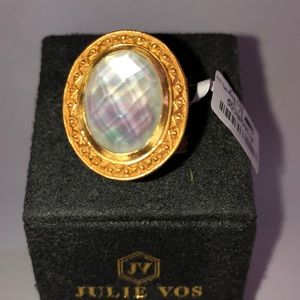 Julie Vos Medici ring